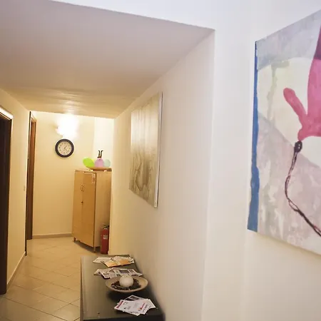 Hostel Art Neapol